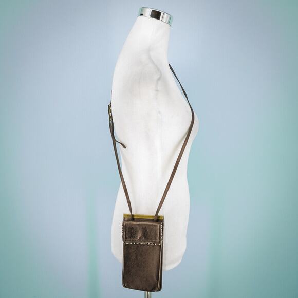 The Sak Bronze Brown Metallic Leather Smartphone Small Crossbody Bag Purse - Picture 1 of 7